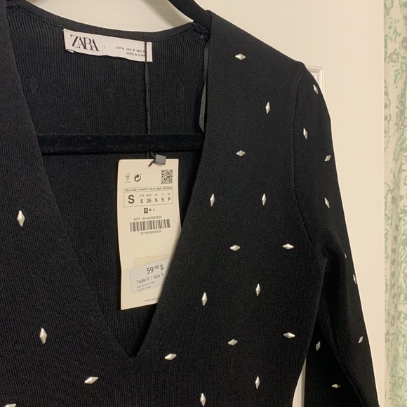 Zara studded v-neck knit bodysuit - Picture 4 of 4